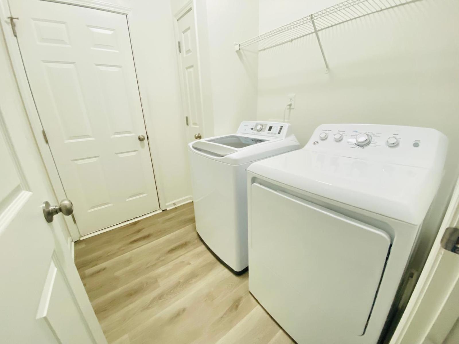 Private Room & Bathroom Close To Downtown Raleigh Exterior foto