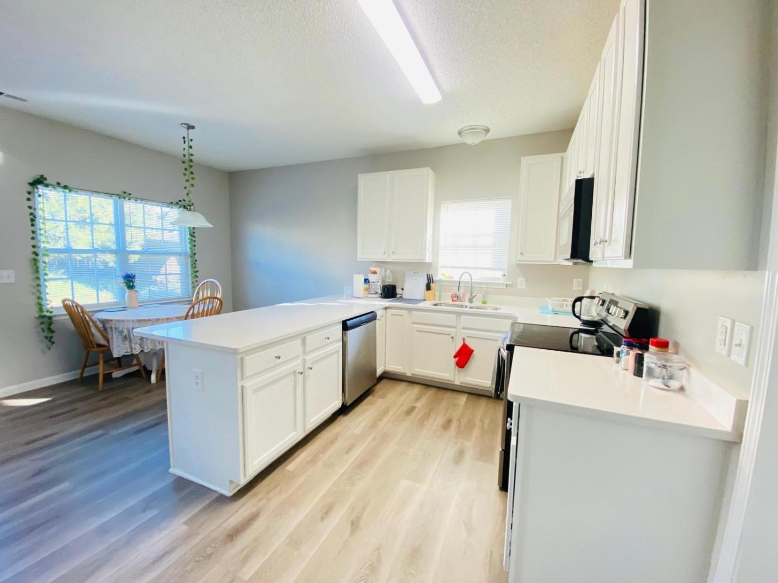 Private Room & Bathroom Close To Downtown Raleigh Exterior foto